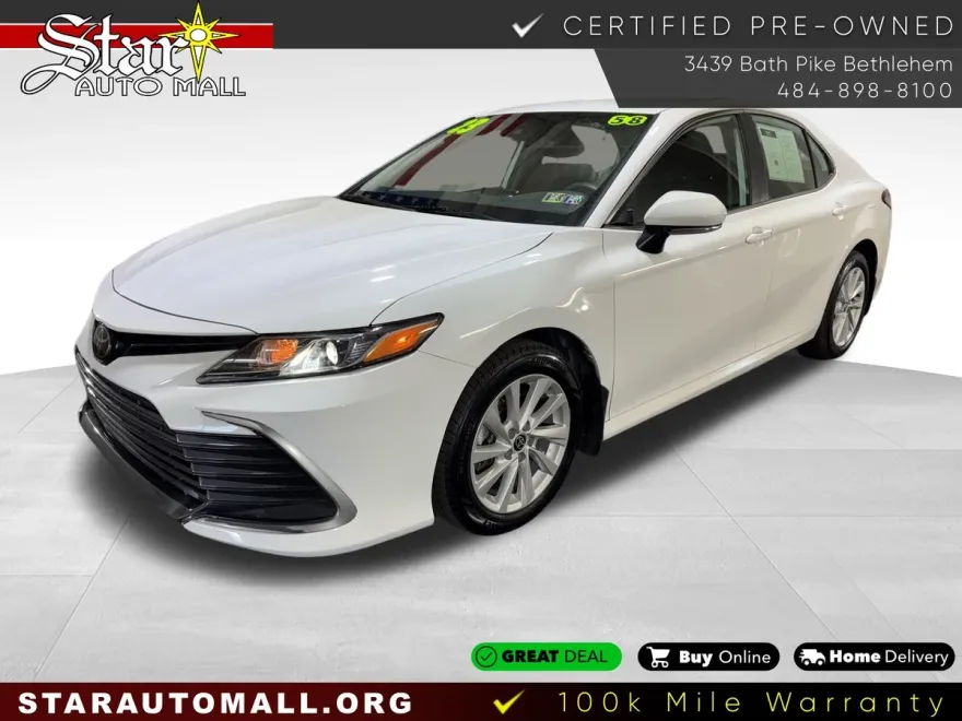 2023 Toyota Camry LE photo 1