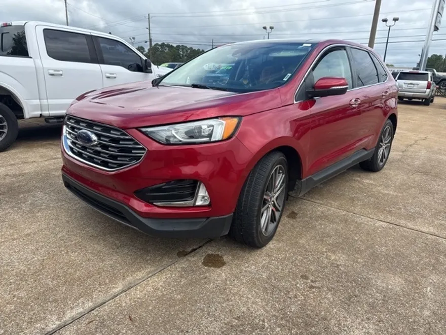 2020 Ford Edge Titanium photo 1