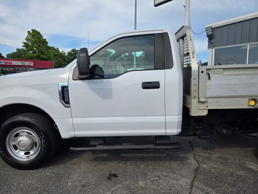 2017 Ford F-250 photo 1