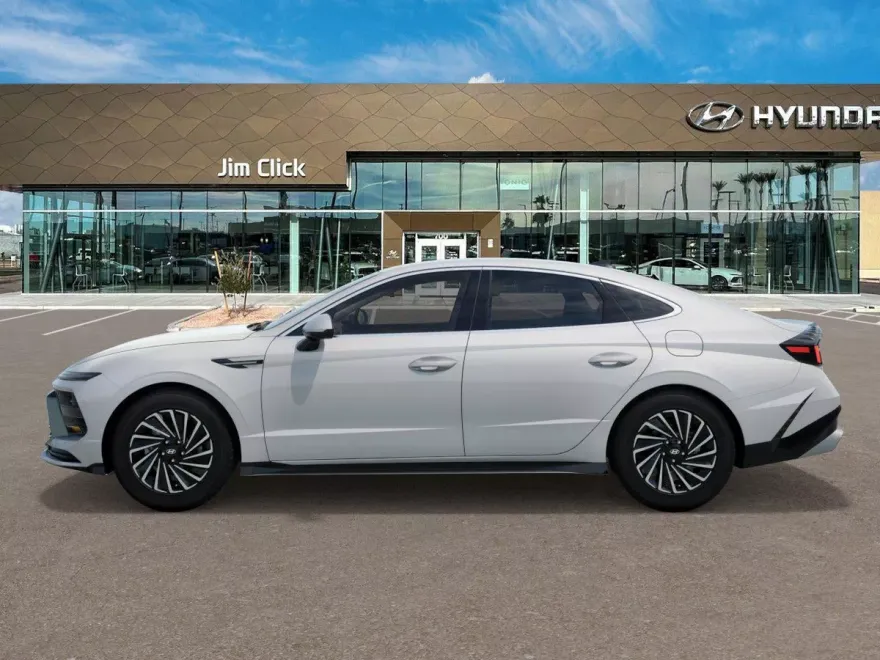 2025 Hyundai Sonata Hybrid SEL photo 1