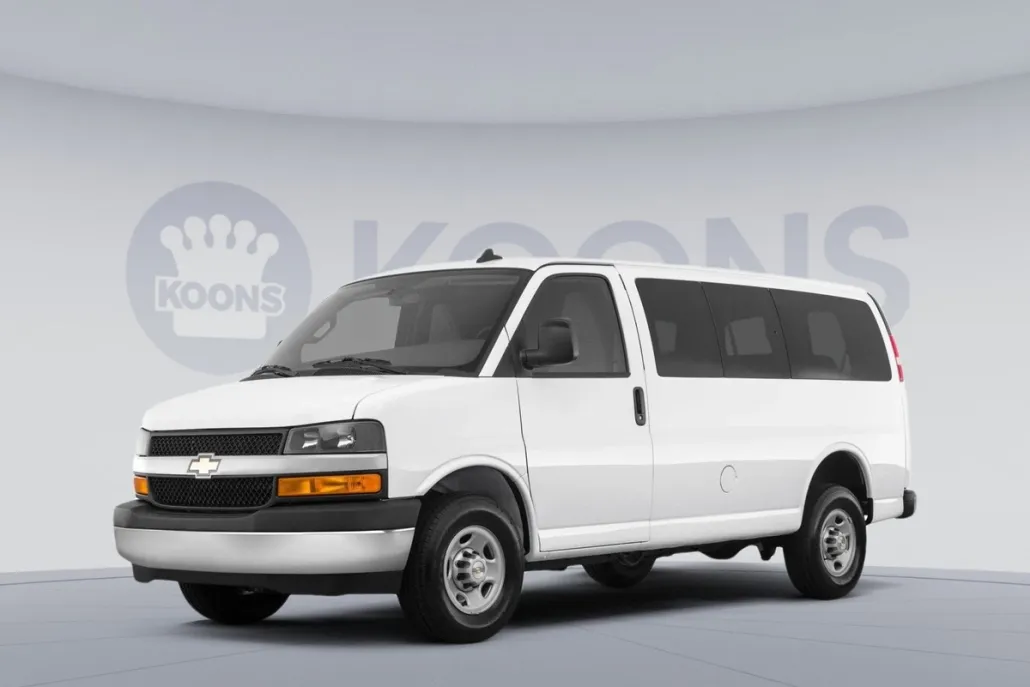2025 Chevrolet Express Cargo 2500 photo 1