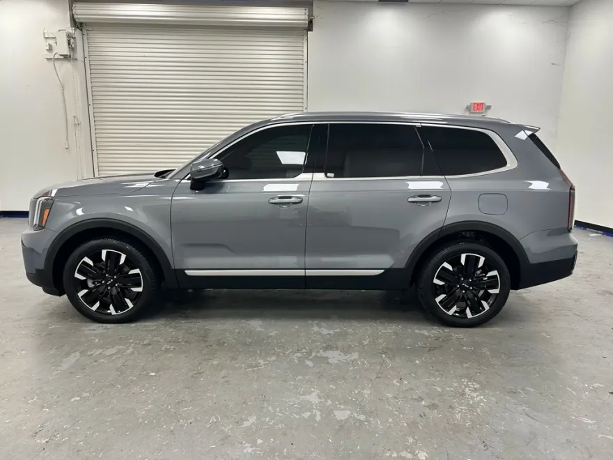 2024 Kia Telluride SX photo 1