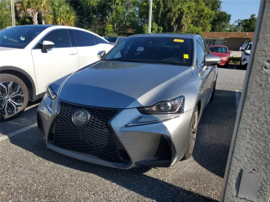 2017 Lexus IS 200t photo 1