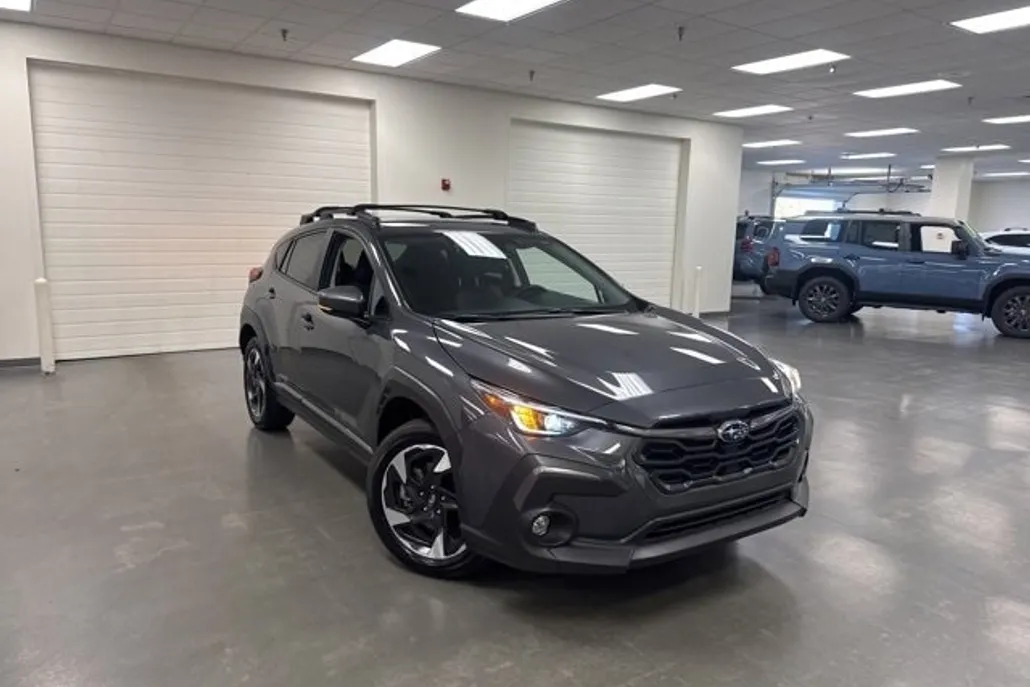 2024 Subaru Crosstrek Limited photo 1
