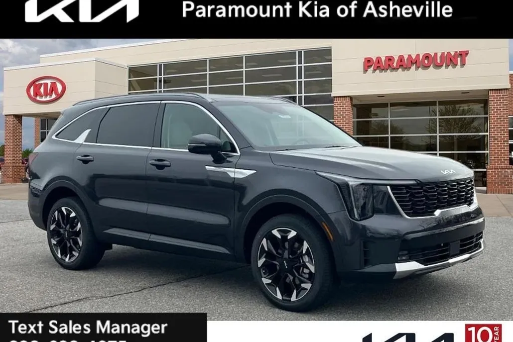 2025 Kia Sorento EX photo 1