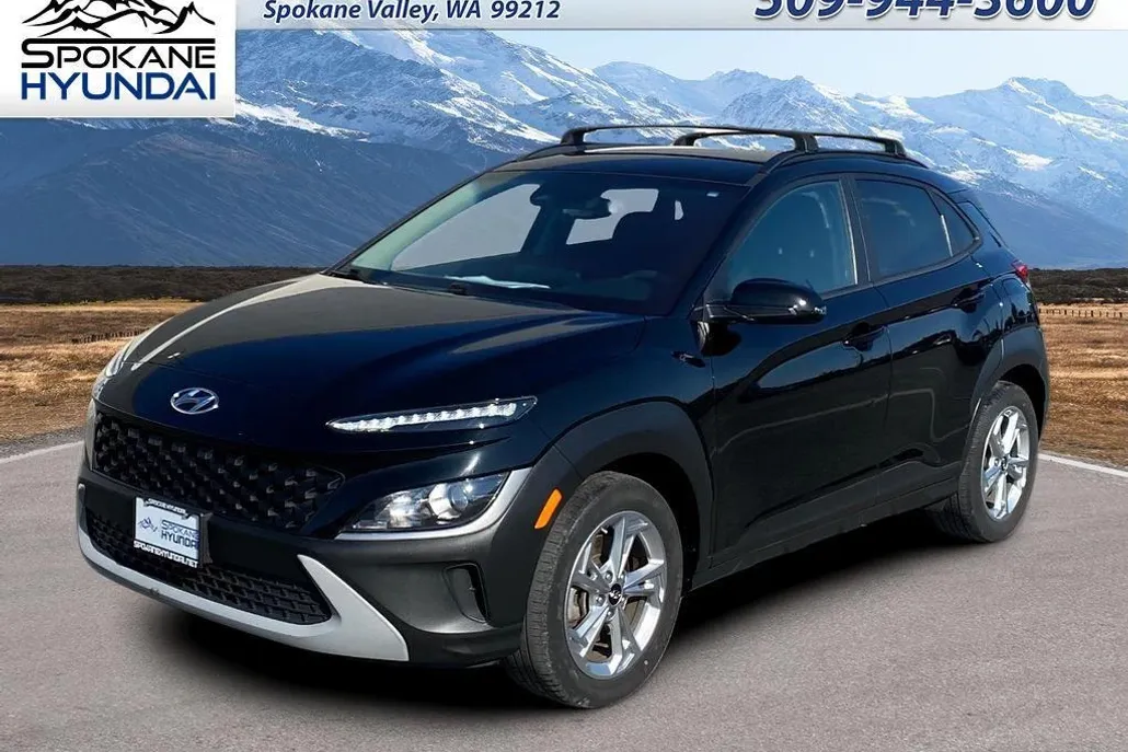 2022 Hyundai Kona SEL photo 1