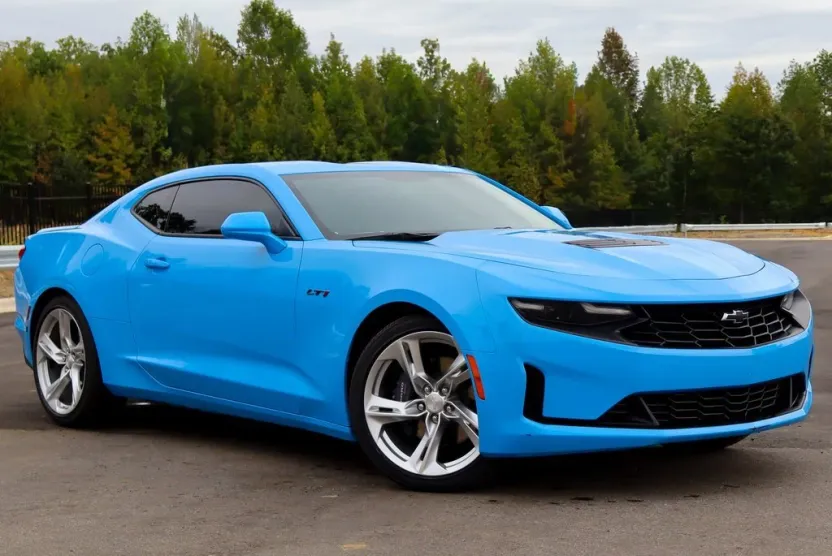 2023 Chevrolet Camaro LT1 photo 1