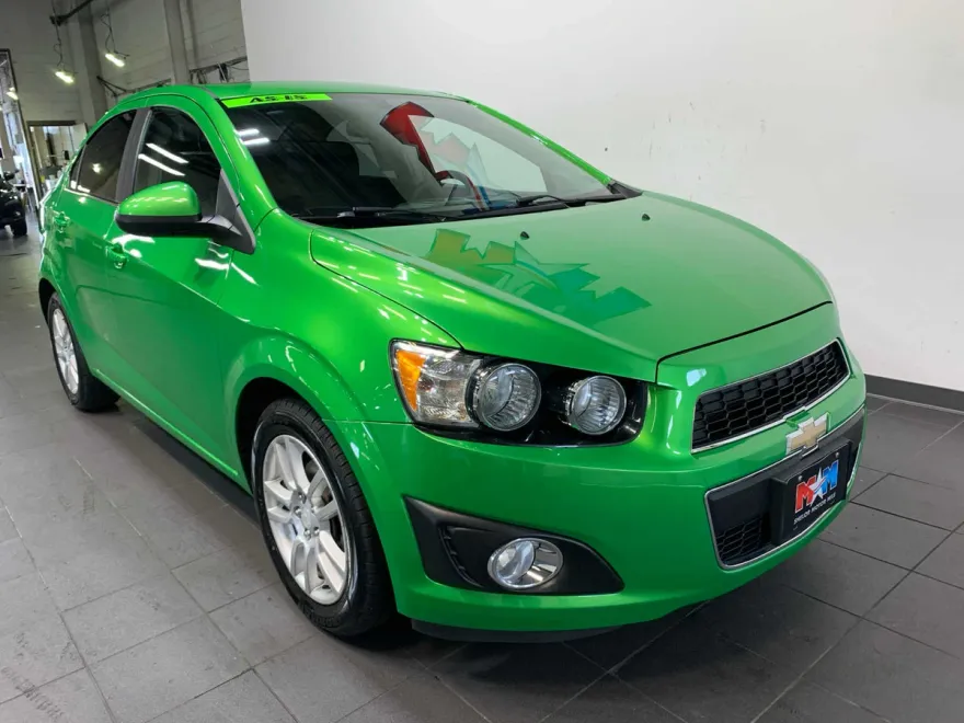 2015 Chevrolet Sonic LT photo 1