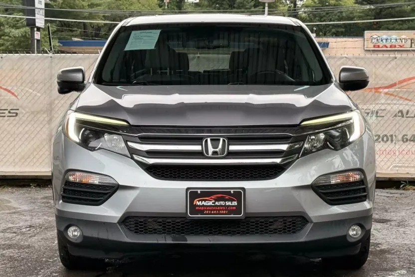 2018 Honda Pilot EX-L Sport photo 1