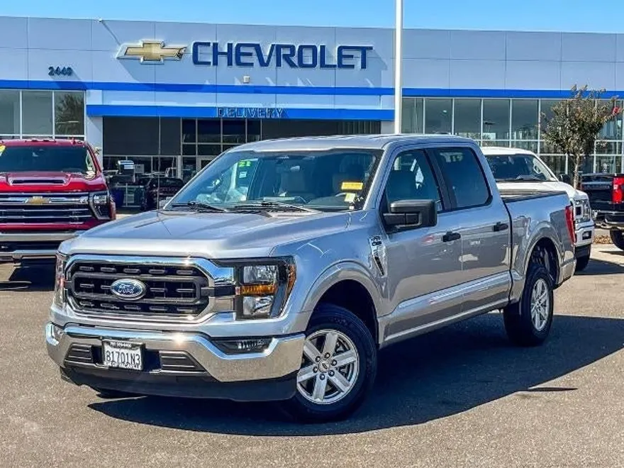 2023 Ford F-150 XLT photo 1
