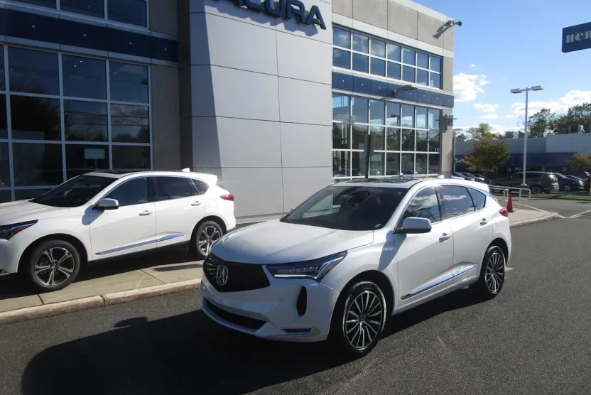 2025 Acura RDX Advance photo 1