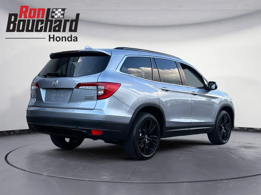 2022 Honda Pilot SE photo 1