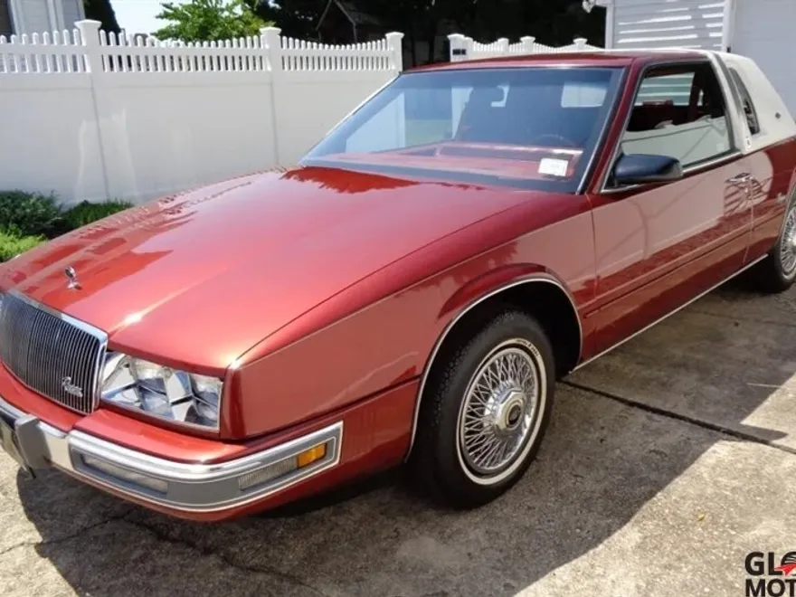 1986 Buick Riviera photo 1