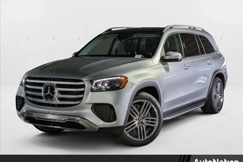 2025 Mercedes Benz GLS 450 4MATIC photo 1