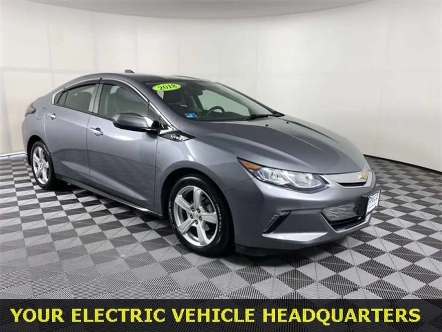 2018 Chevrolet Volt LT photo 1