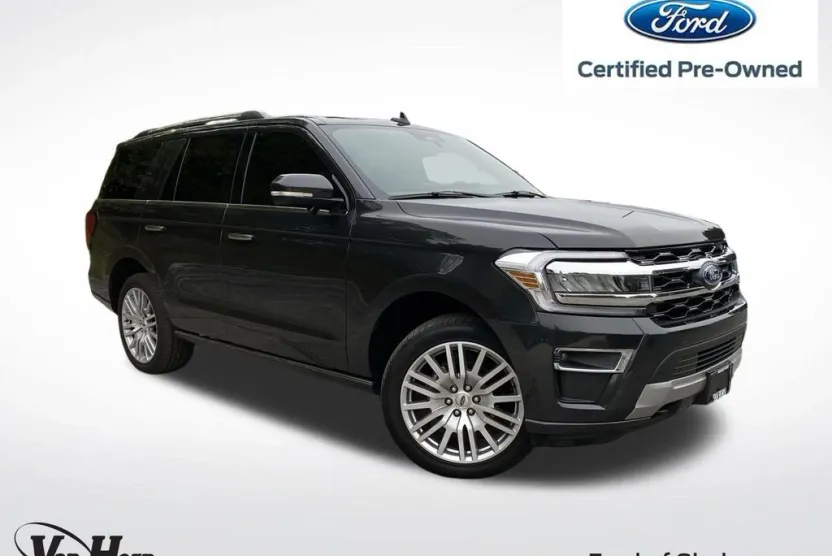 2024 Ford Expedition Limited photo 1