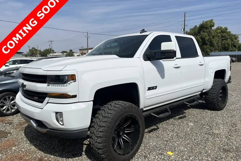2017 Chevrolet Silverado 1500 photo 1