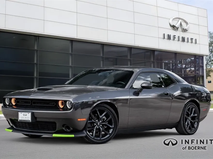 2023 Dodge Challenger GT photo 1