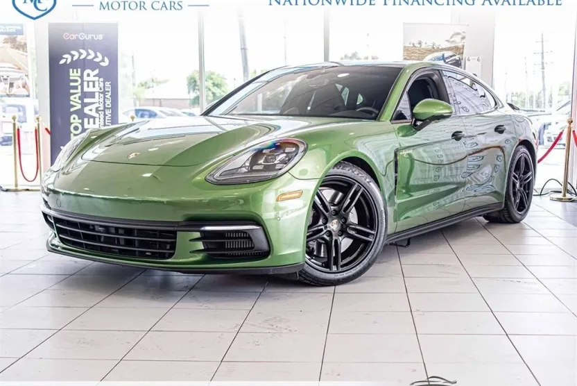 2019 Porsche Panamera 4 E-Hybrid photo 1
