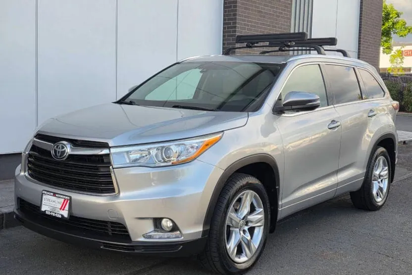 2015 Toyota Highlander Limited photo 1