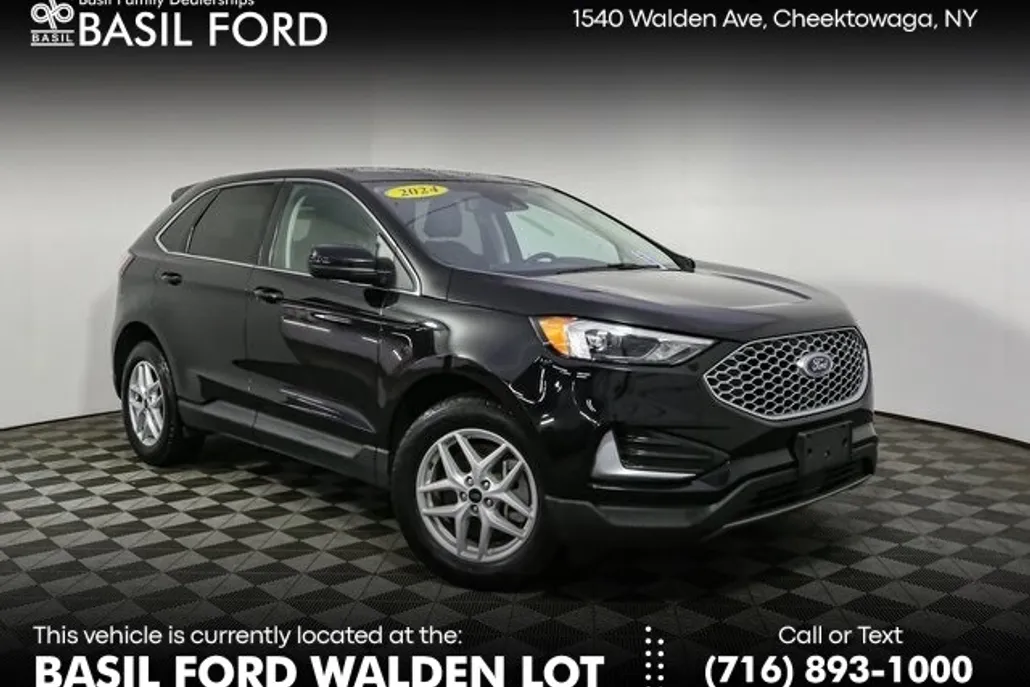 2024 Ford Edge SEL photo 1