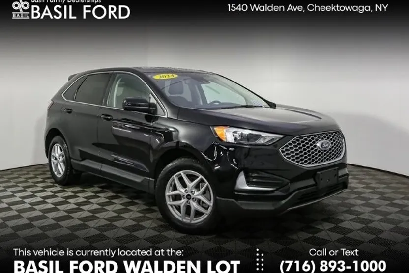 2024 Ford Edge SEL photo 1