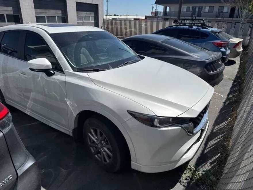 2024 Mazda CX-5 2.5 S Preferred photo 1