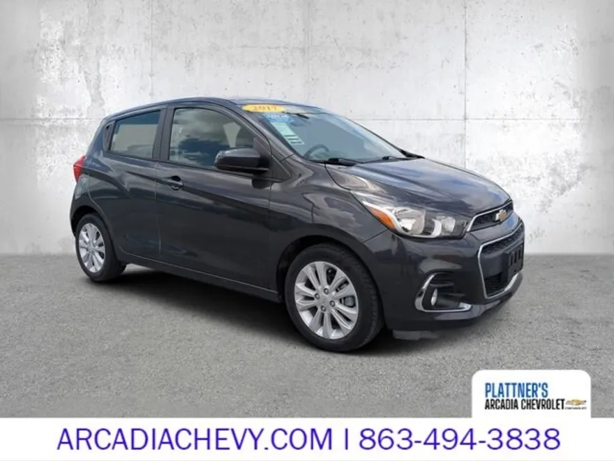 2017 Chevrolet Spark 1LT LT photo 1