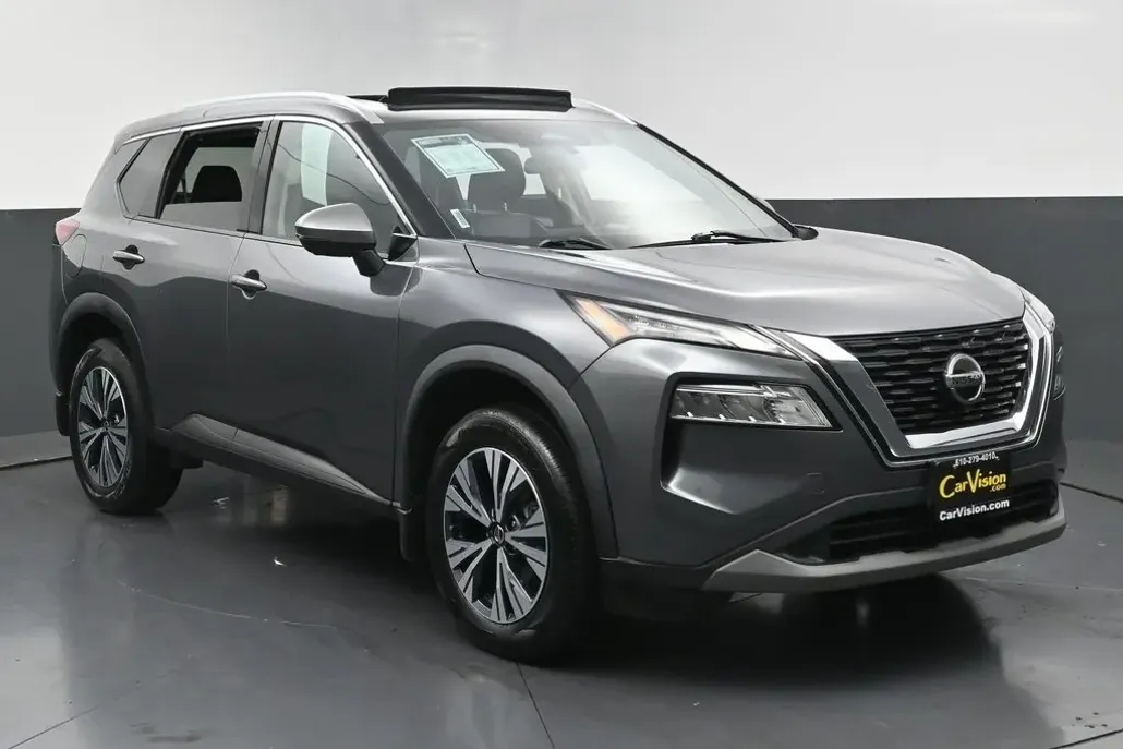 2021 Nissan Rogue SV photo 1