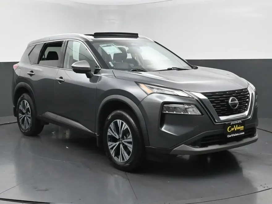 2021 Nissan Rogue SV photo 1