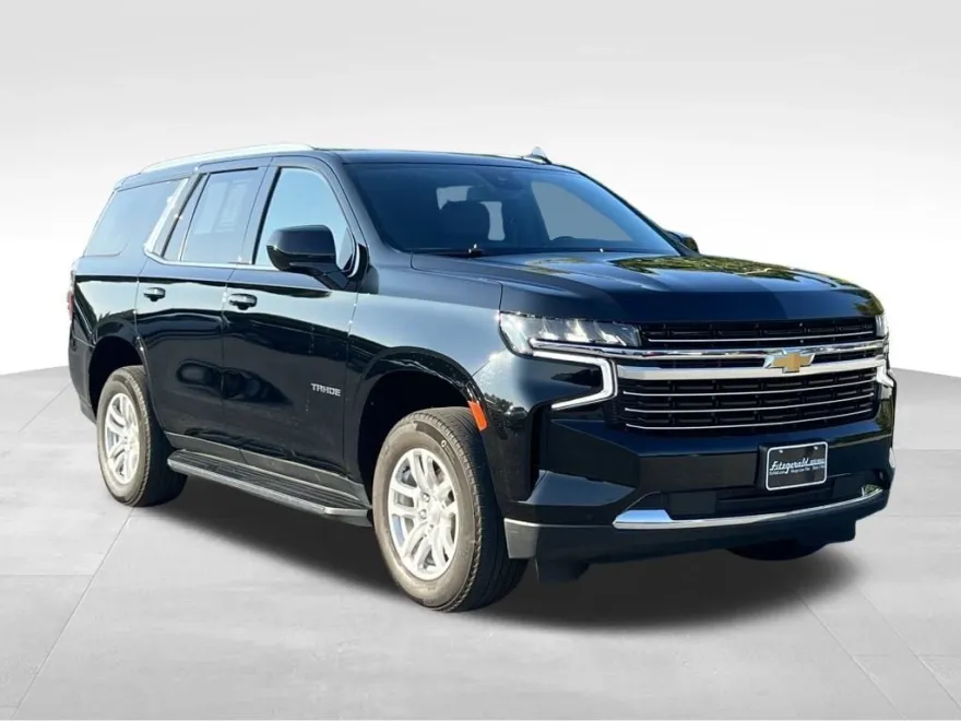 2023 Chevrolet Tahoe LT photo 1