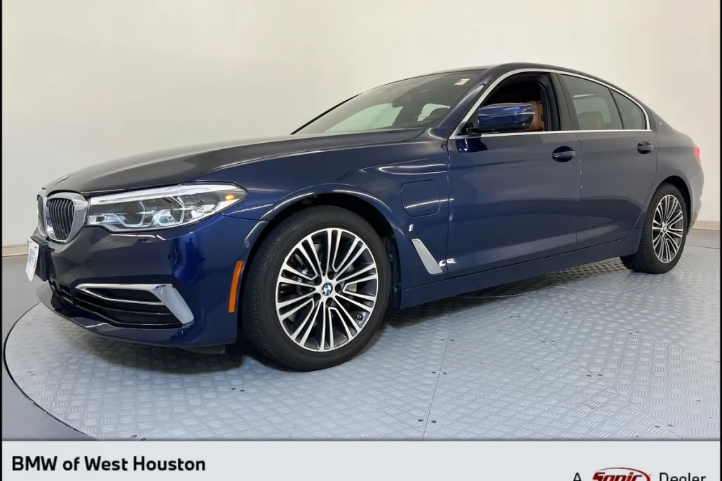 2019 Bmw 530e Sedan photo 1