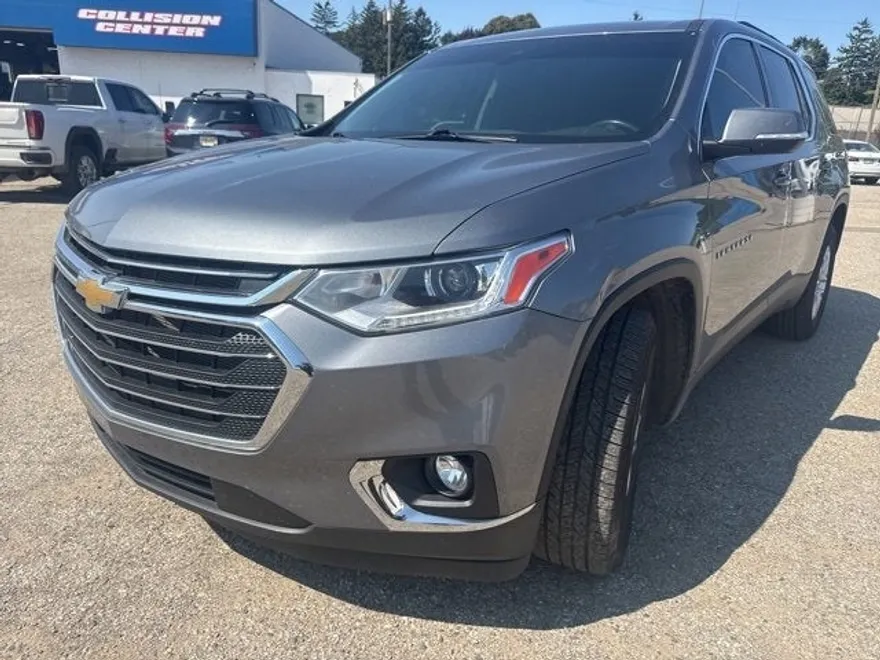 2021 Chevrolet Traverse photo 1