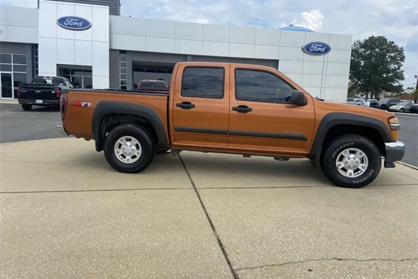 2005 Chevrolet Colorado LS photo 1