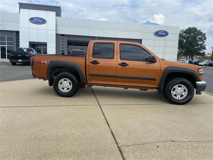 2005 Chevrolet Colorado LS photo 1