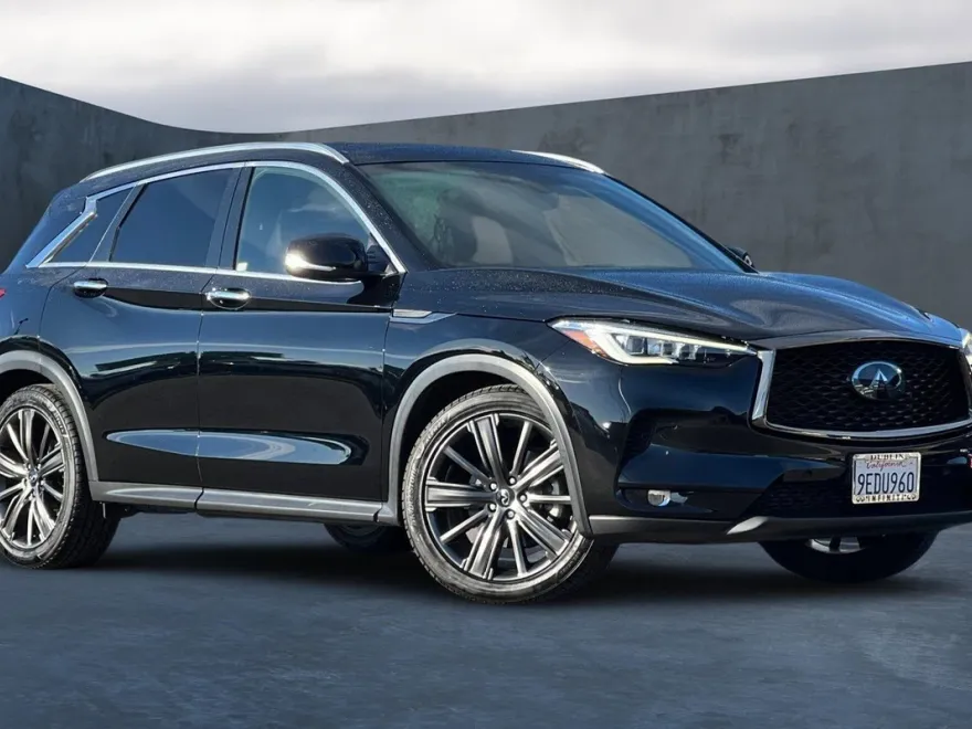 2020 Infiniti QX50 Essential photo 1
