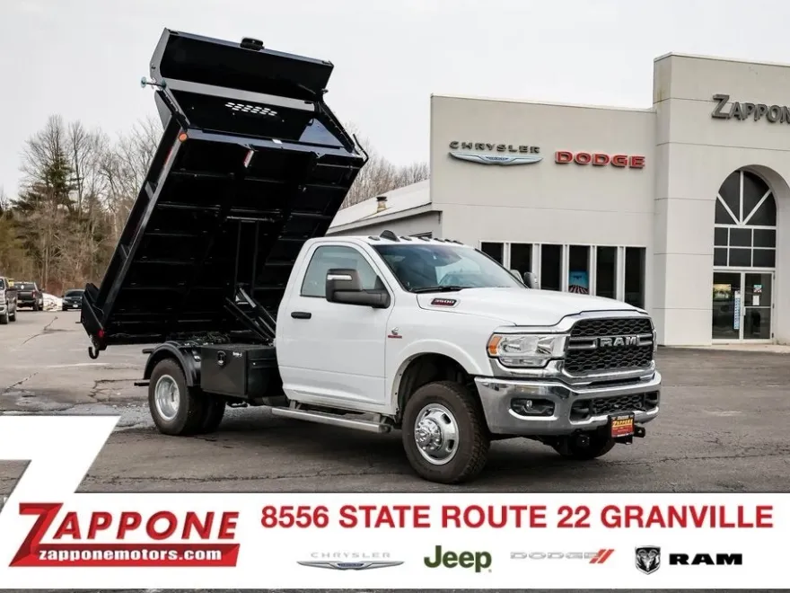 2023 Ram 3500 Tradesman photo 1