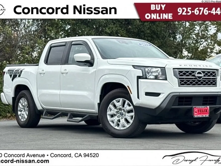 2023 Nissan Frontier SV photo 1