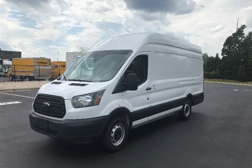 2019 Ford Transit photo 1