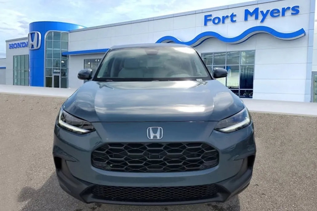 2025 Honda HR-V LX photo 1