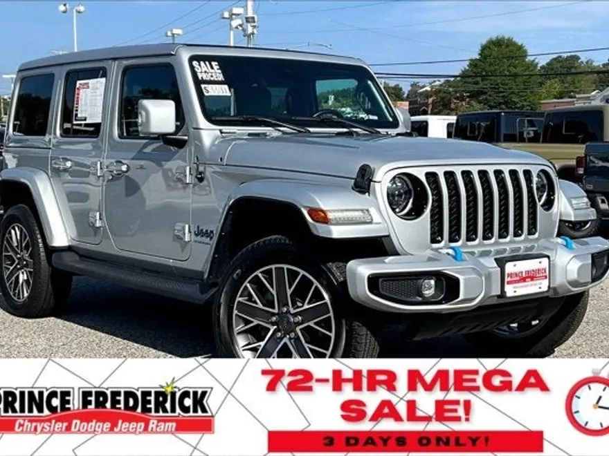 2023 Jeep Wrangler 4xe Sahara High Altitude photo 1