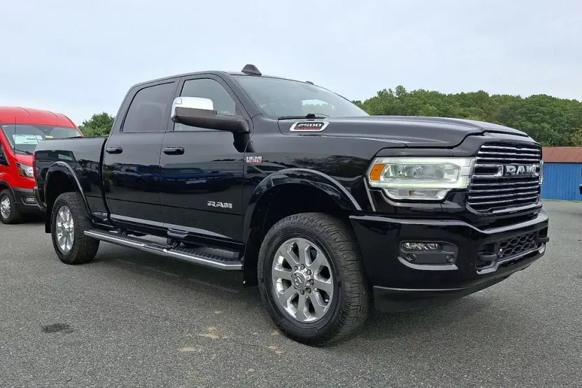 2022 Ram 2500 Laramie photo 1