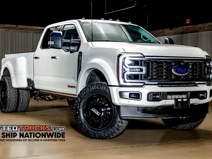 2024 Ford F-450 photo 1