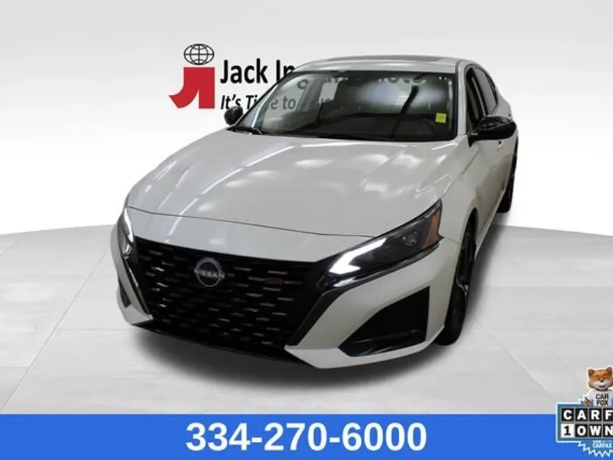 2023 Nissan Altima 2.5 SR photo 1