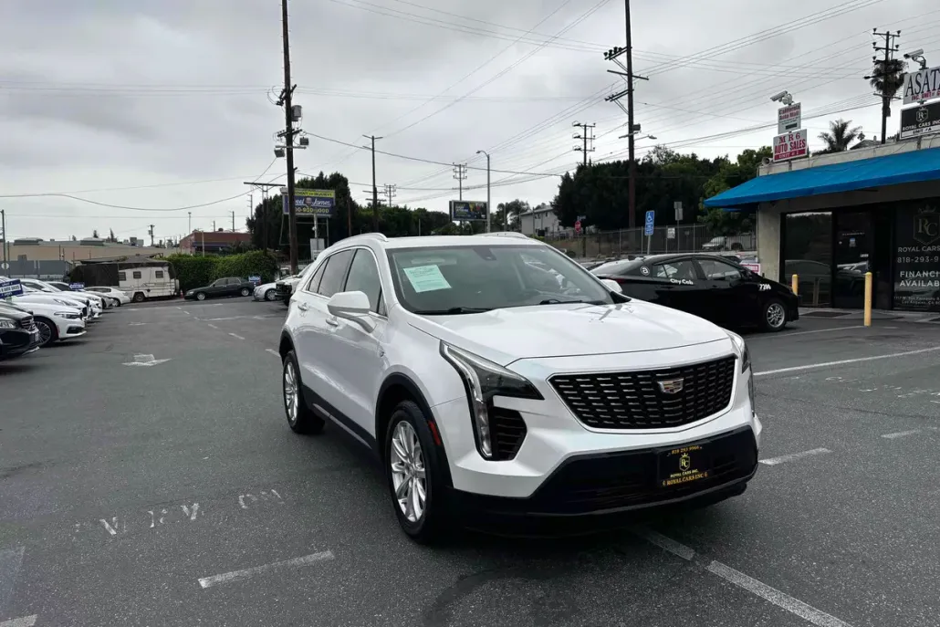 2019 Cadillac XT4 Luxury photo 1