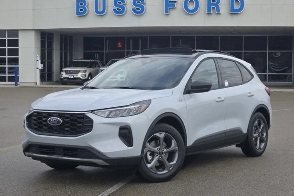 2025 Ford Escape ST-Line photo 1