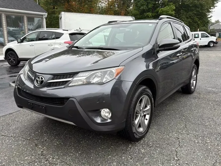 2015 Toyota RAV4 XLE Sport photo 1