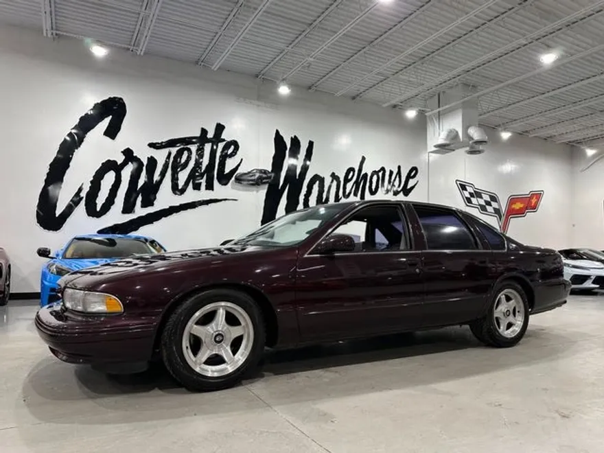 1995 Chevrolet Impala SS photo 1