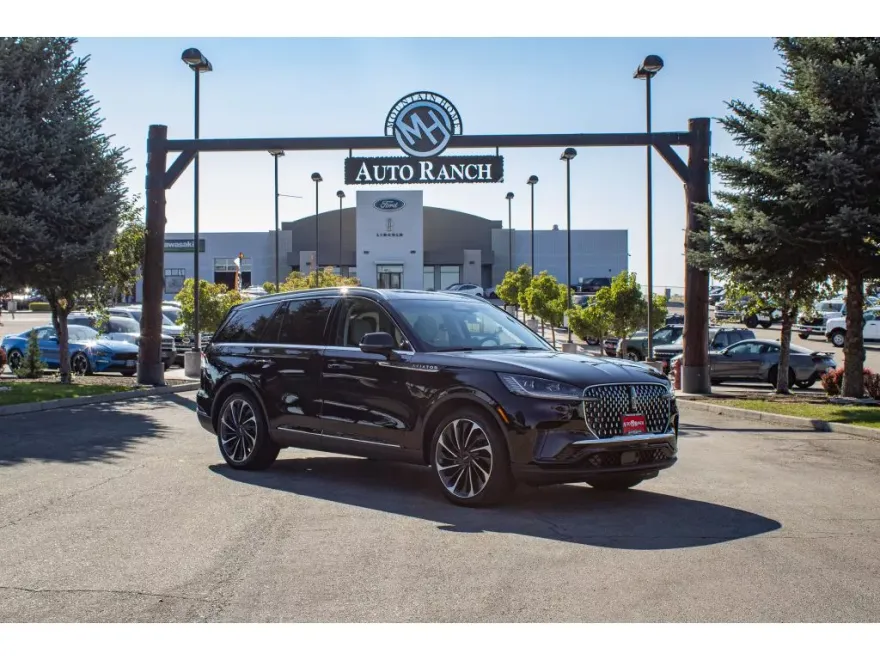 2025 Lincoln Aviator Reserve photo 1