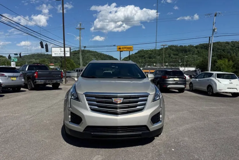 2017 Cadillac XT5 Luxury photo 1